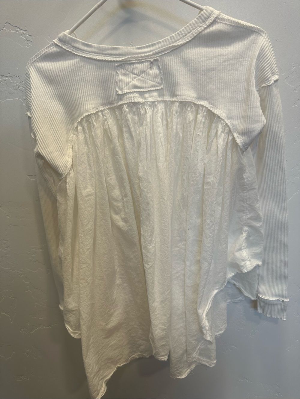 Free People- White Long-Sleeve Henley Peasant Top with Button Front - Picture 4 of 6